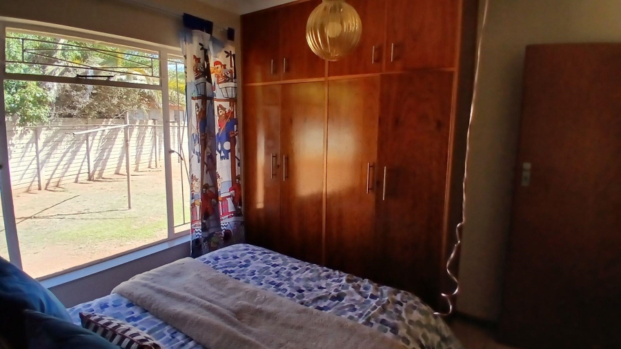 4 Bedroom Property for Sale in Pellissier Free State